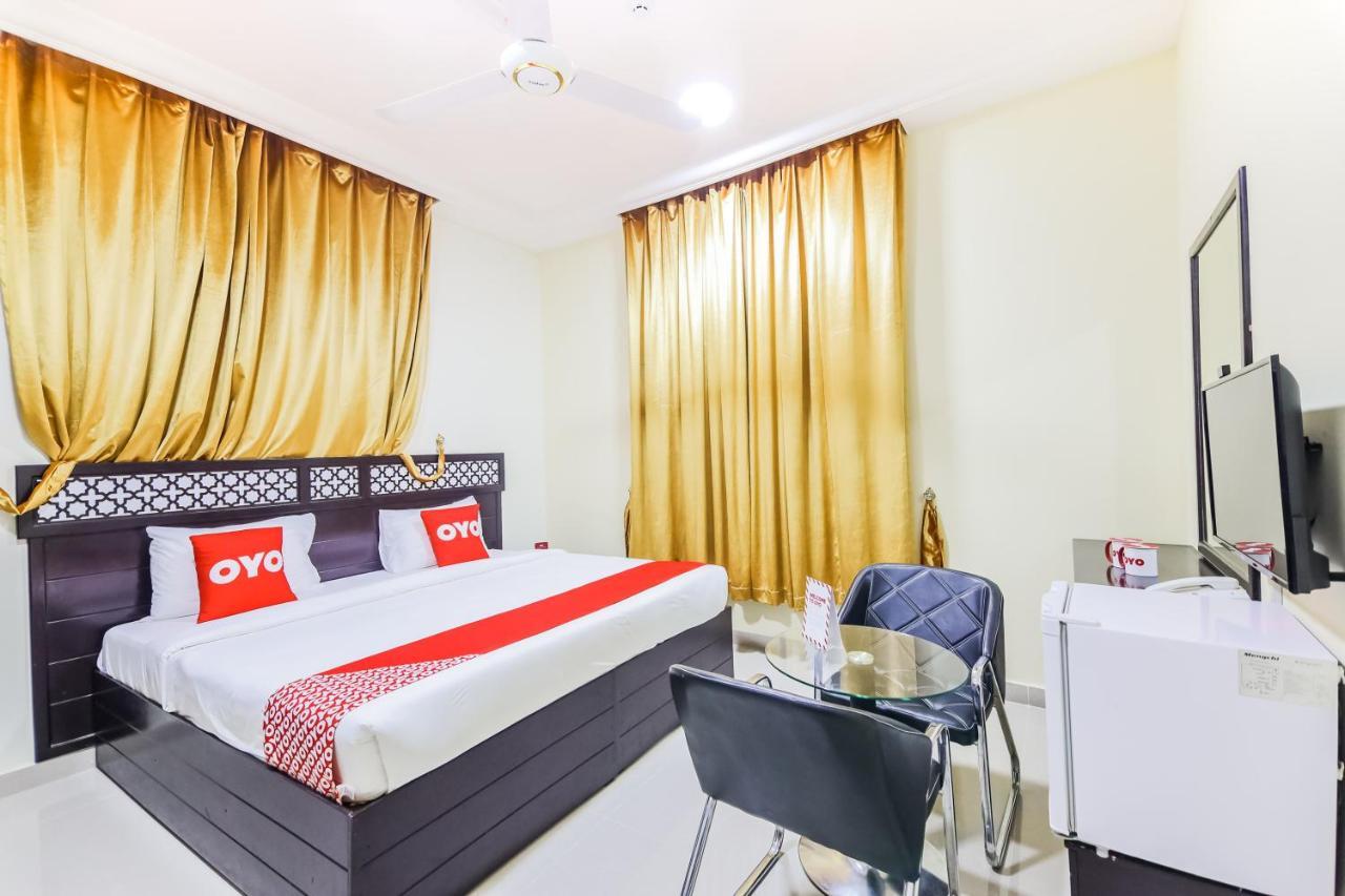 โอโย 107 ราส อัลฮัดด์ เวฟส์ โฮเต็ล Hotel Ras al Hadd ภายนอก รูปภาพ
